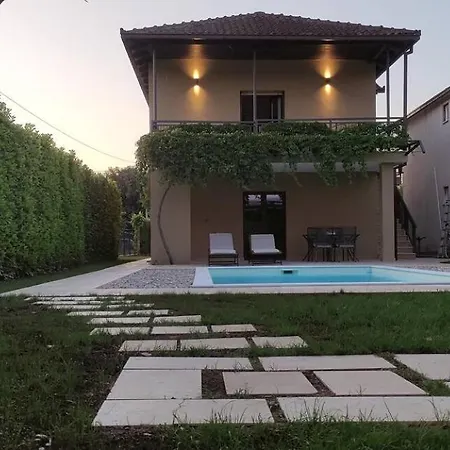 House Iko Hébergement de vacances Čapljina